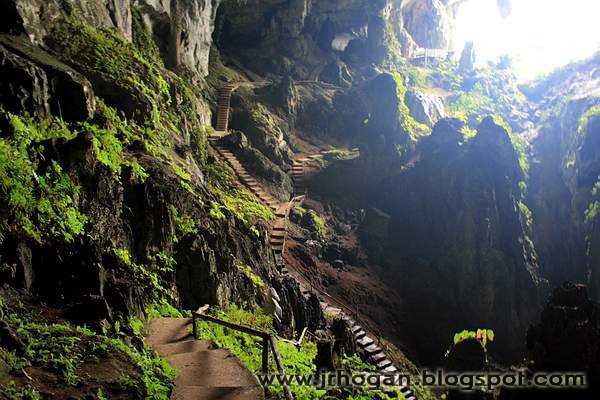 sarawak fairy caves david
